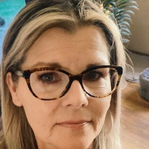 Meet your Posher, Diane